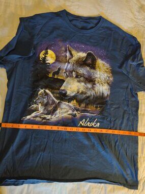 Alaska Howling Wolf Moon Aurora Northern Lights Navy Blue T-Shirt XL